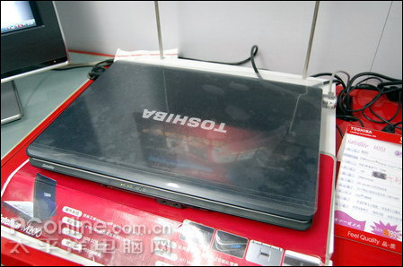 东芝笔记本SatelliteL202报5799元