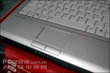 东芝笔记本SatelliteL202报5799元