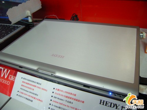 ����700Ԫ��ϲTW300D�ʼǱ���������5599