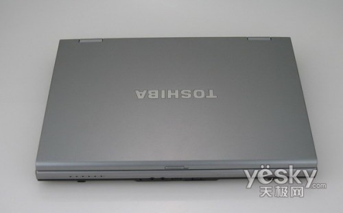 高端商用大屏新品东芝TecraA9海外评测