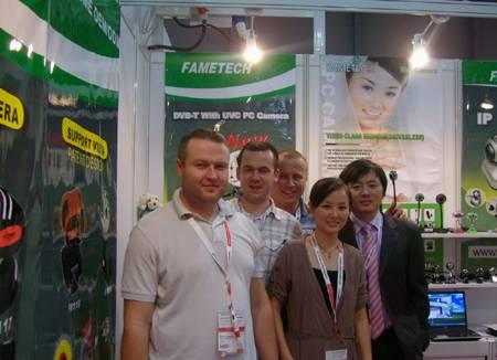 蓝色妖姬闪耀环球资源香港电子展_软件