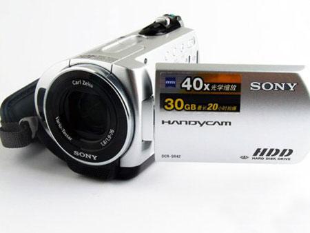 第一视频:入门级硬盘摄像机索尼SR42E