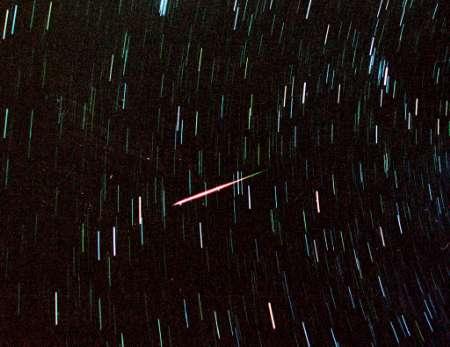 7月四场流星雨上演 英仙座流星雨持续一个月_