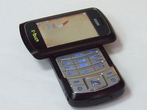 天语飞碟手机S585强势登陆_手机