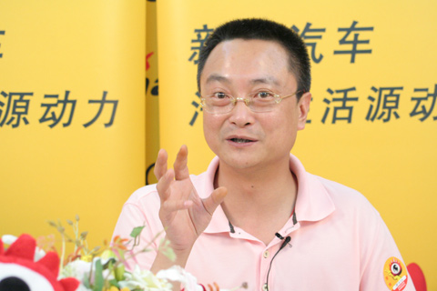 聊天实录：星座专家薇薇安做客新浪(组图)