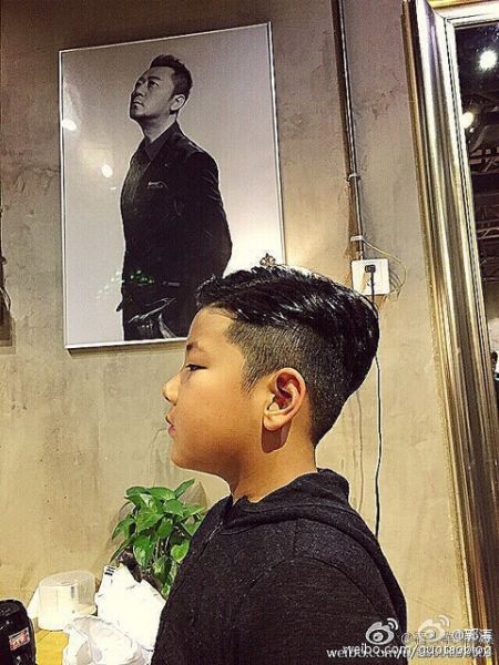 郭涛赞儿子和自己一样帅 郭涛赞儿子和自己一样帅