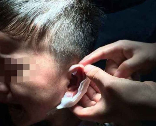 如何让孩子远离老师的伤害? 如何让孩子远离老师的伤害?