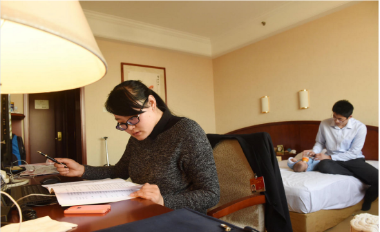 7成单位不支持带娃上班你怎么看_手机新浪网