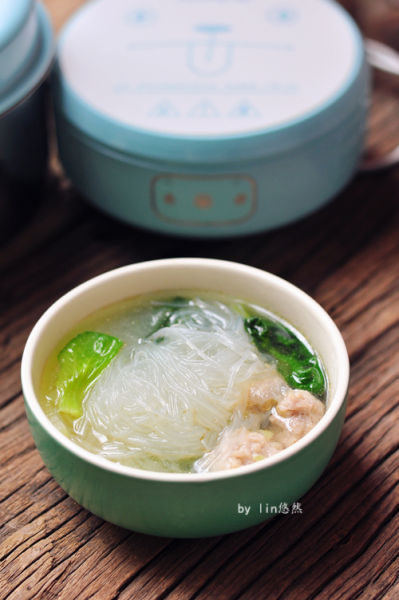 生汆丸子粉丝汤 生汆丸子粉丝汤