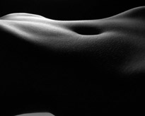 黑白世界中的人体之美