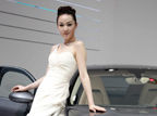 视频：保时捷甜美车模 2011上海车展