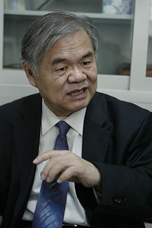 北京大学社会学系教授、博士生导师夏学銮