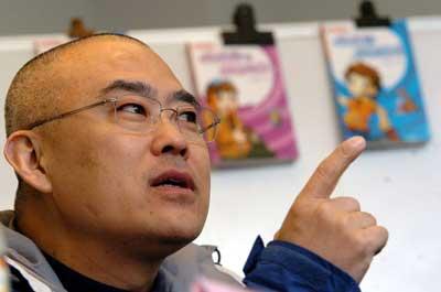 处女作被侵权郑渊洁要起诉 涉嫌者不正面回应_读书频道_新浪网