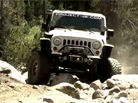 视频：暴强改装JEEP 野外探险