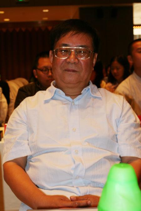 著名文学评论家雷达出席开幕式