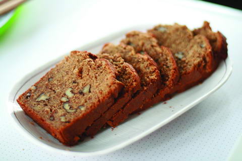 黑乎乎的小朋友-香蕉蛋糕_女子七彩厨坊_张琪