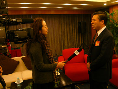 许兆君接受CCTV《财智人物》栏目采访 许兆君接受CCTV《财智人物》栏目采访