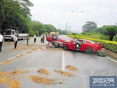 撞车事故现场图 撞车事故现场图