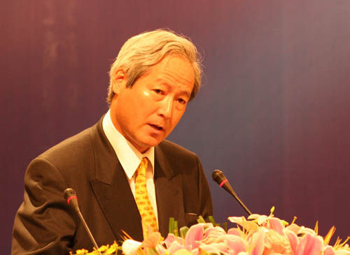 IMF前日本代表理事小手川：看好中国经济未来