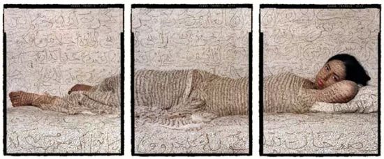 ▲ 展出作品,摄影《RecliningOdalisque》(斜倚的宫女),2008 ▲ 展出作品,摄影《RecliningOdalisque》(斜倚的宫女),2008