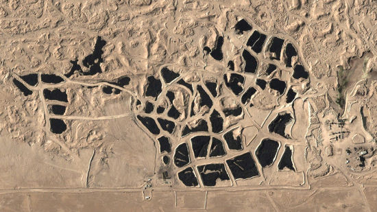 科威特科威特市的Tire Graveyard, Sulaibiya 科威特科威特市的Tire Graveyard, Sulaibiya