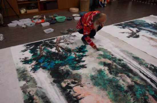 杨彦《黄山赋》作画现场 杨彦《黄山赋》作画现场