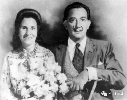 1958年达利和加拉举办天主教婚礼 其时艾吕雅已经去世 1958年达利和加拉举办天主教婚礼 其时艾吕雅已经去世