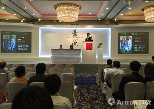 香港嘉德“中国二十世纪及当代艺术”拍卖现场 香港嘉德“中国二十世纪及当代艺术”拍卖现场
