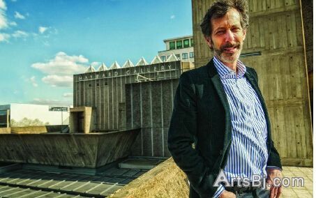 全球资深策展人给未来策展人的7个建议 拉尔夫·鲁高夫(Ralph Rugoff) 伦敦海沃美术馆总监 “有着自我反省内容的展览总是很吸引我。他们挑战你对工作的理念是什么。“ 全球资深策展人给未来策展人的7个建议 拉尔夫·鲁高夫(Ralph Rugoff) 伦敦海沃美术馆总监 “有着自我反省内容的展览总是很吸引我。他们挑战你对工作的理念是什么。“