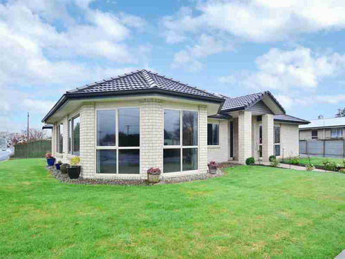 中国人新西兰买房当地人不满