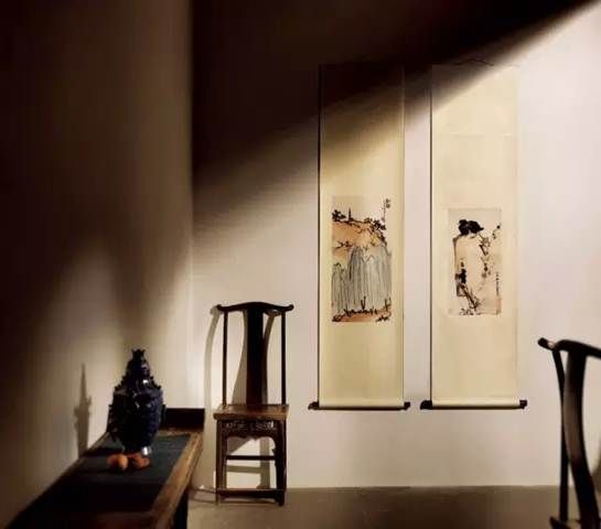 Lot.439 潘天寿 新春 立轴 设色纸本 1964年作 79×44cm. 约3.1平尺 凌云健笔意纵横:潘天寿精品赏析