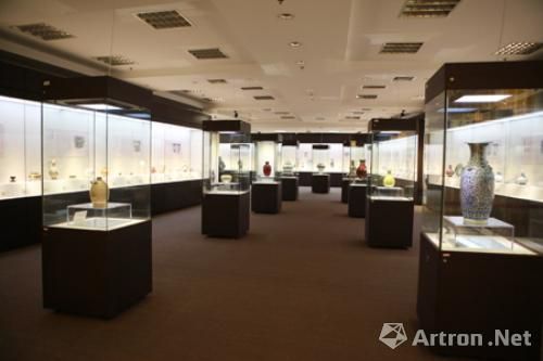 瓷器馆展厅内景(图片源自浙江师范大学官方网站)