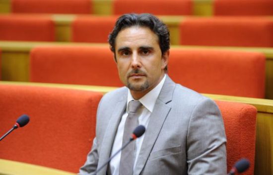 金融斯诺登被瑞士缺席判刑5年