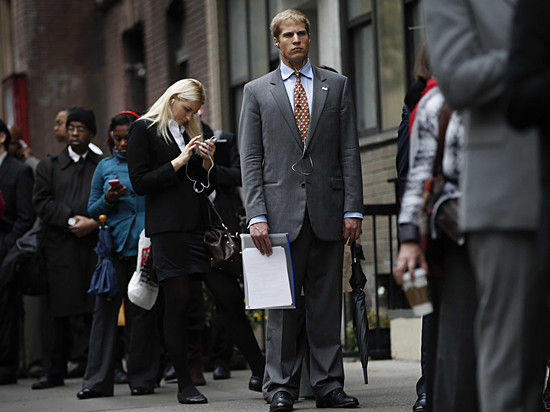 9日外媒头条:A股下跌的根子到底是什么|中国股