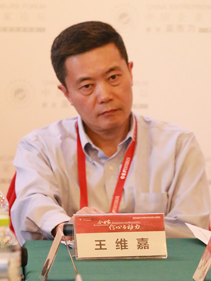 通源集团董事长_山东聚源集团董事长