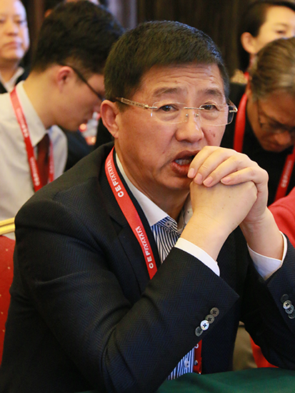 美好集团董事长_国岳集团董事长图片