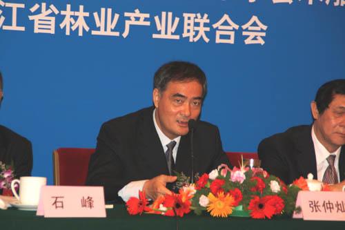 东阳市委书记张仲灿答记者问