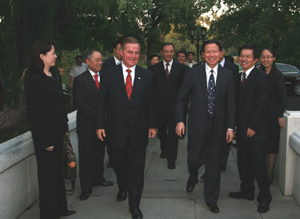 李荣融会见德勤会计师事务所前首席执行官_国