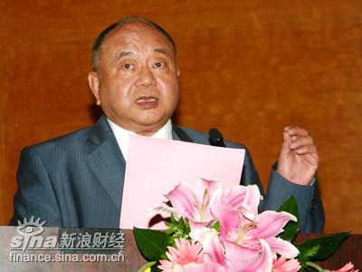 图文:世界华人经济发展促进会会长张甲林