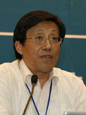 图文:宁波日报报业集团社长张秉礼_会议讲座