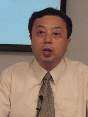 图文:复旦大学管理学院企业管理系系主任苏勇