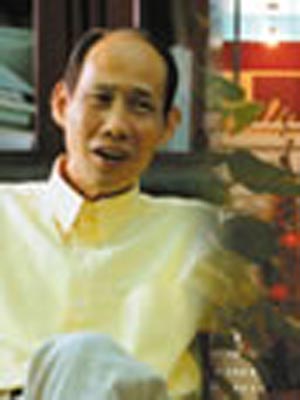 世纪金源集团董事局主席黄如伦_会议讲座