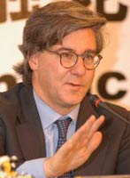 清华大学教授及全球领导力项目负责桑顿_会议