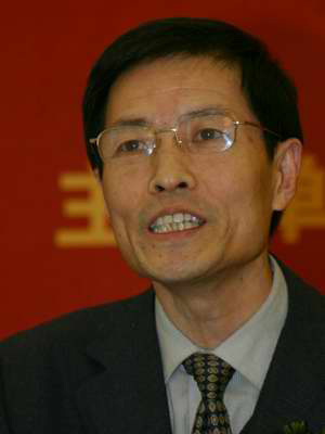 评委：中国国际公共关系协会常务副会长郑砚农
