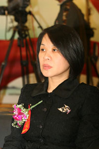 图文:武汉大学经管学院常务副院长李燕萍女士