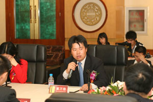 图文:南京大学商学院EMBA中心主任戴万稳老