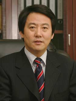 候选人:何冰 成都广播电视台台长_会议讲座