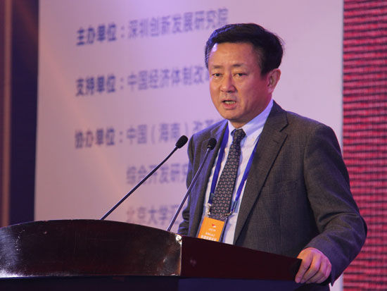 樊纲:改善民生防止改革倒退