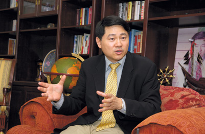 王辉耀:人生就是一场突围_财富人物