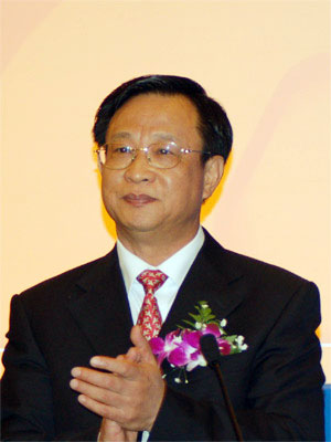 中国证券业协会会长黄湘平_期市要闻